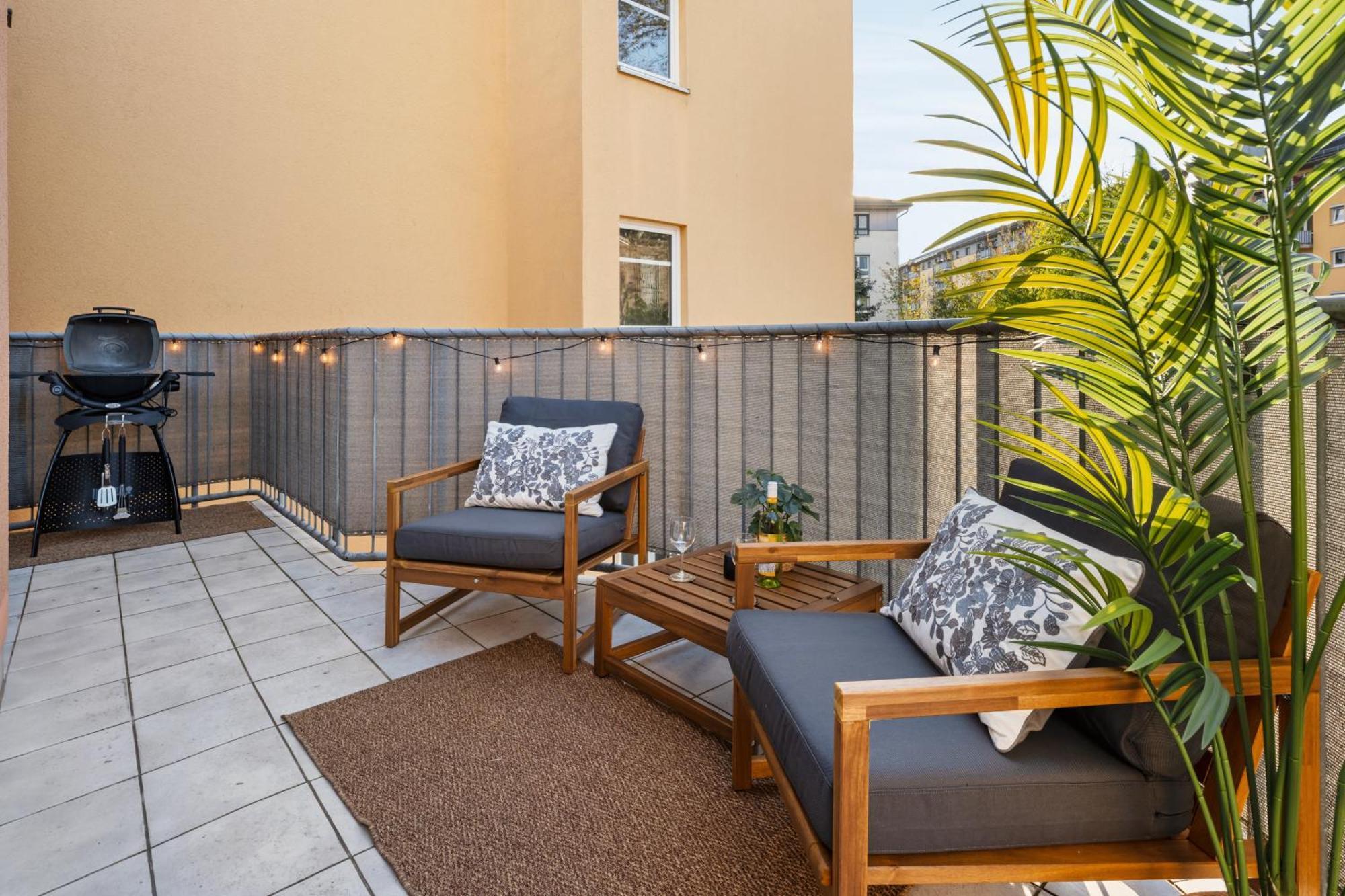Edler Wohnraum Schwanenteich-Suite Mit Balkon, Kaffeevollautomat, Lift & Parkplatz 茨维考 外观 照片