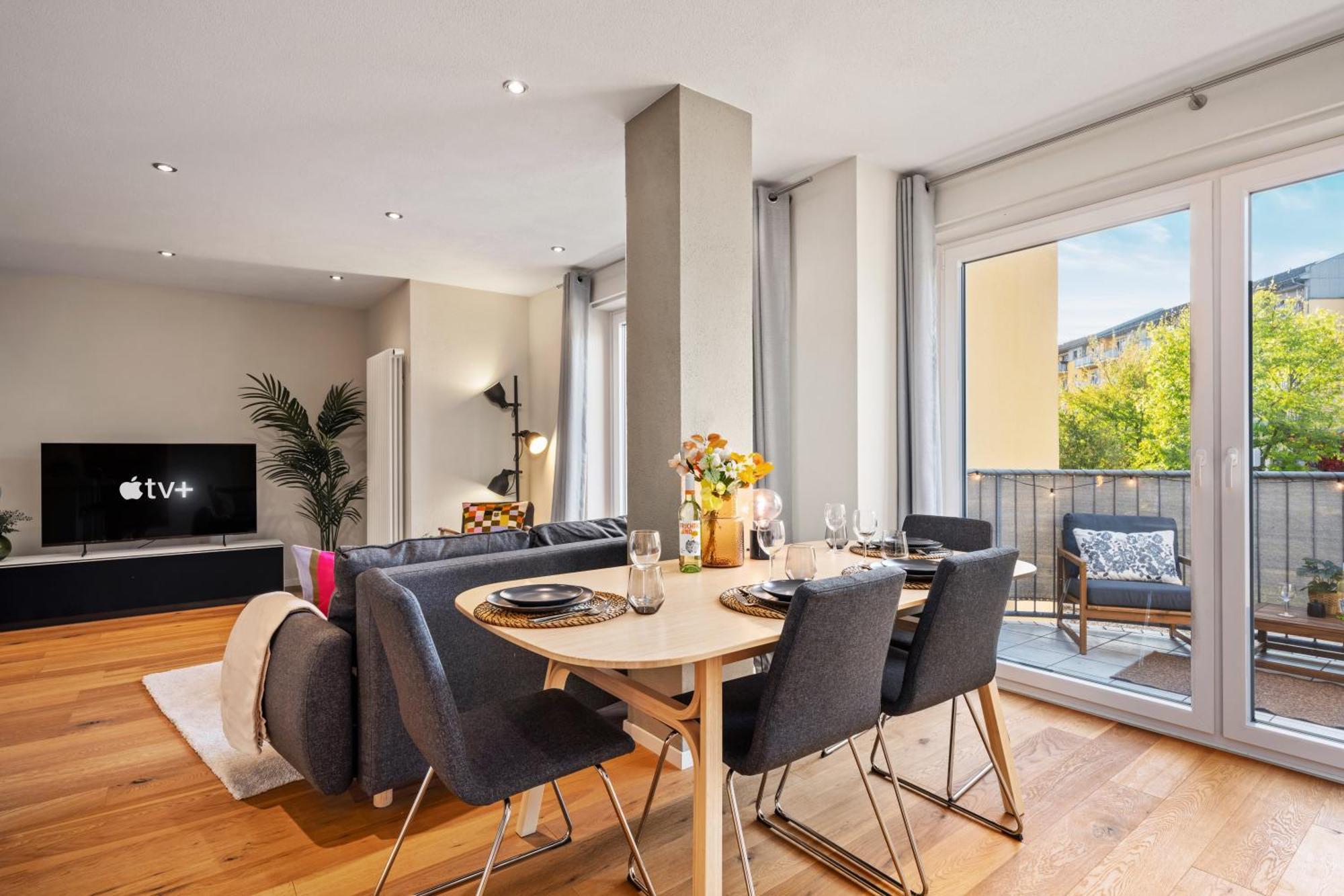 Edler Wohnraum Schwanenteich-Suite Mit Balkon, Kaffeevollautomat, Lift & Parkplatz 茨维考 外观 照片